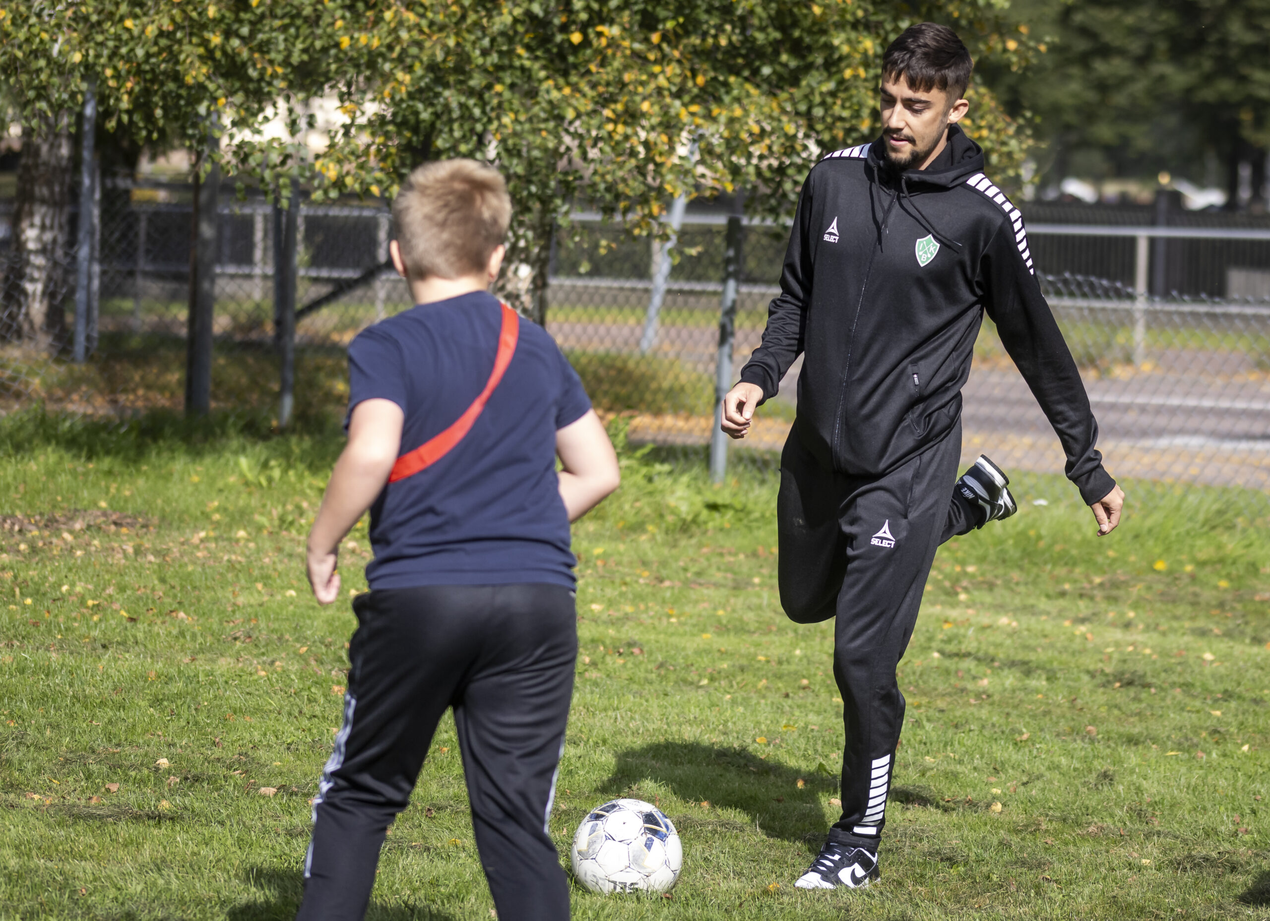 Trevligt lov – Lira fotboll med våra A-lagsspelare under v.31